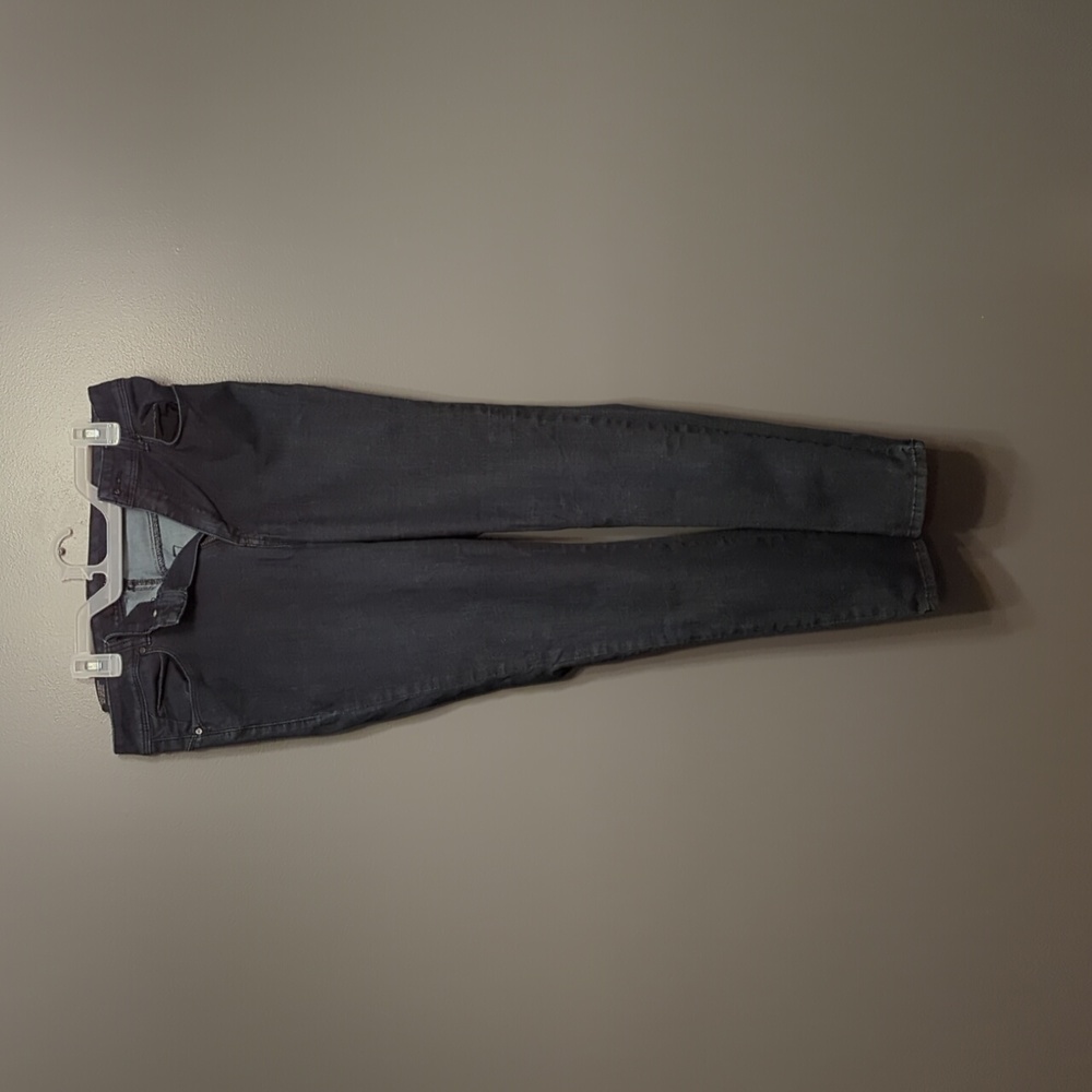 Women's skinny jeans
